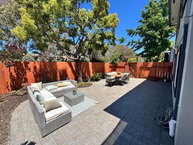 Apartment for rent in San Mateo, California