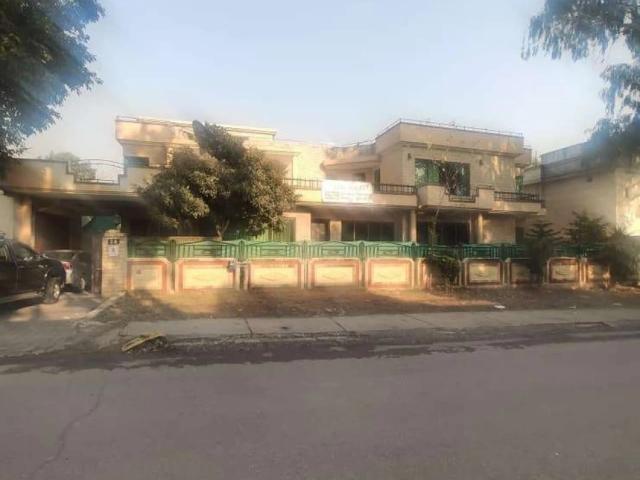 House for rent in F-6/1, بلیو ایریا