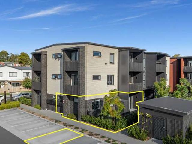 Apartment for rent in Point England, Oroua County