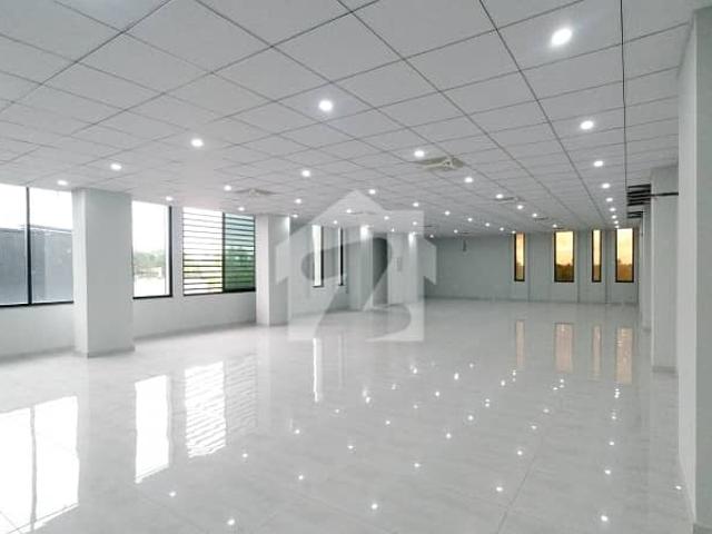 Building for sale in Islamabad