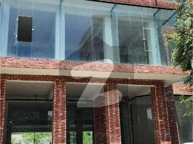 Building for rent in Islamabad