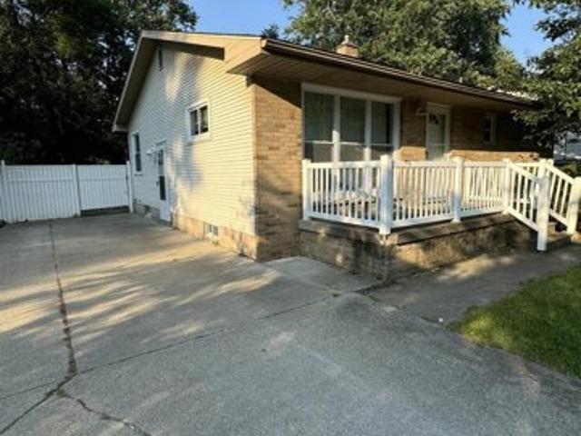 House for sale in Genesee House for sale in Genesee