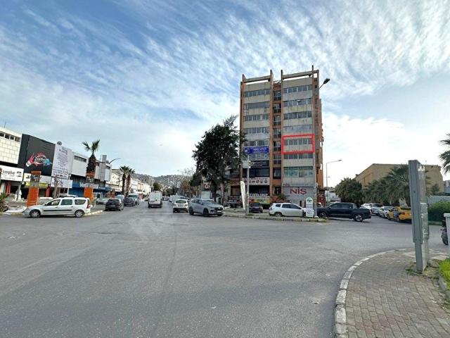 Konak, İzmir içerisinde satılık Ofis