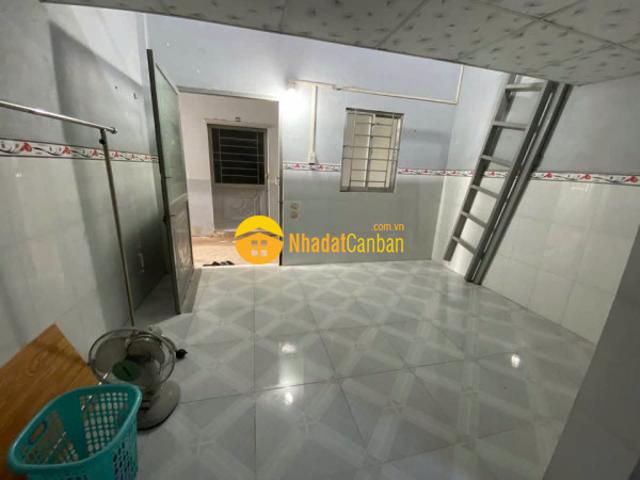 Nhà mặt phố bán