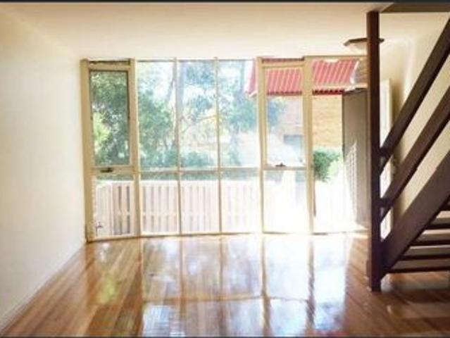 Townhouse for rent in Camerons Creek, Victoria