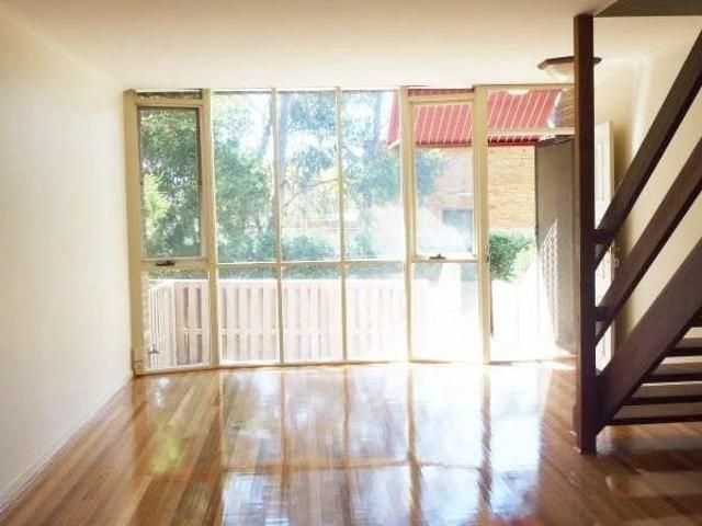Townhouse for rent in Camerons Creek, Victoria