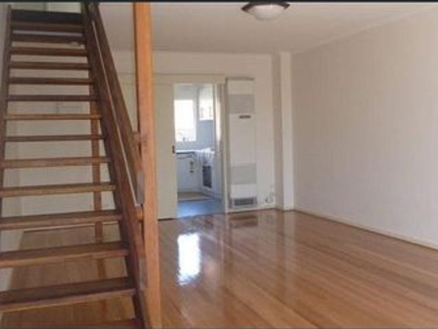 Townhouse for rent in Camerons Creek, Victoria