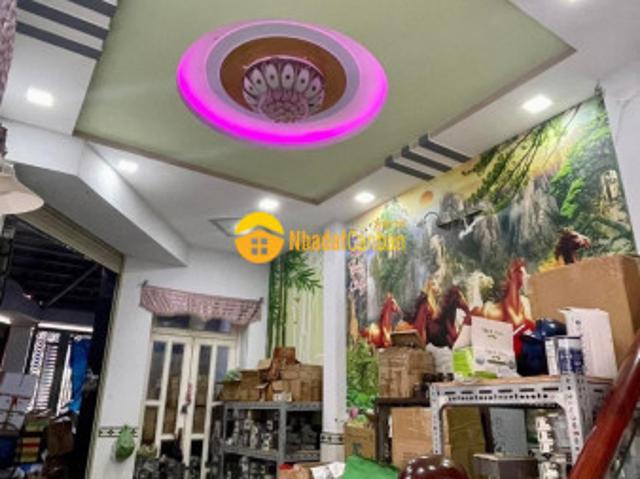 Nhà mặt phố bán tại Hồ Chí Minh