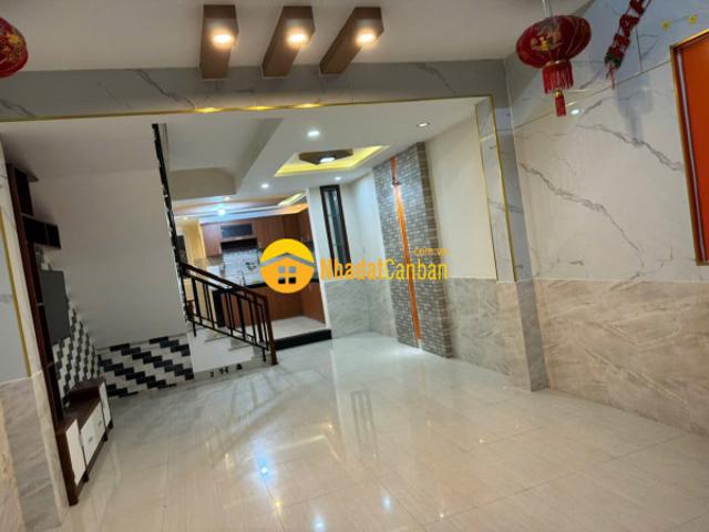 Nhà mặt phố bán