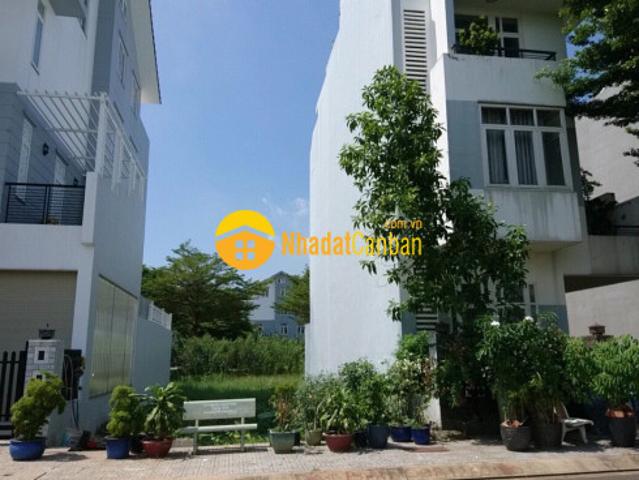 Nhà mặt phố bán tại Sơn La