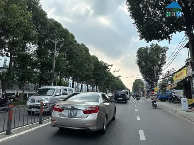 Nhà bán tại Khuôn viên UBND Thành phố Hồ Chí Minh, Thành phố Hồ Chí Minh