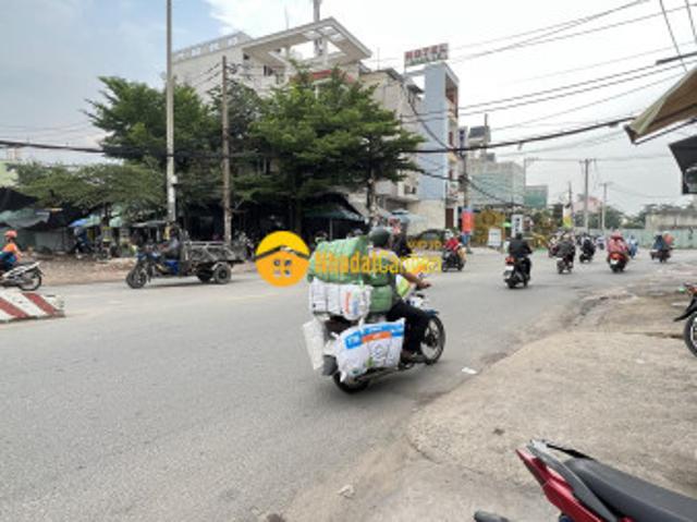 Nhà mặt phố bán