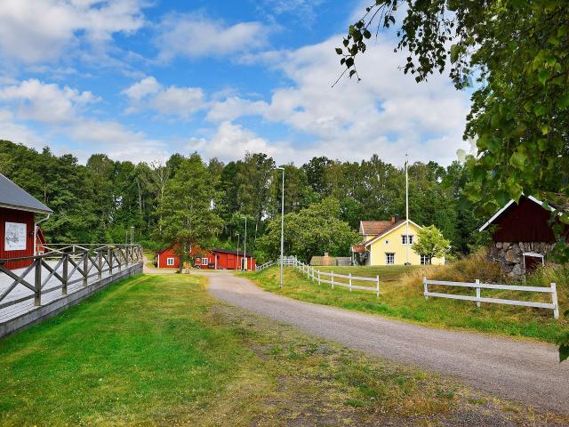 Gård till salu i Hjo, Västra Götaland