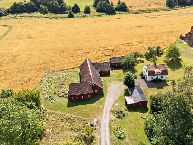 Gård till salu i Västra Götaland