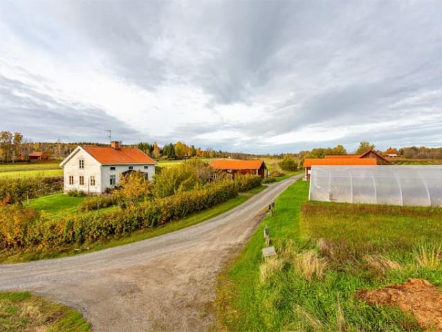 Gård till salu i Storå, Örebro