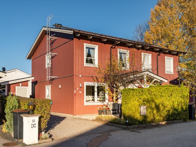 Bostadsrätt till salu i Järfälla