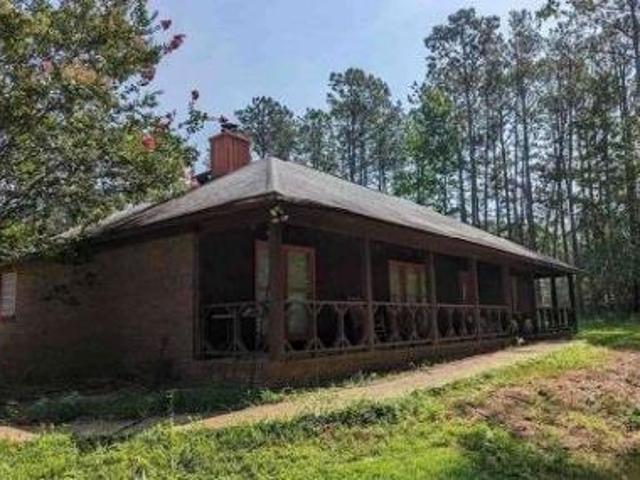 House for sale in Waverly Hall