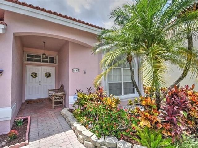 House for sale in Weston House for sale in Weston