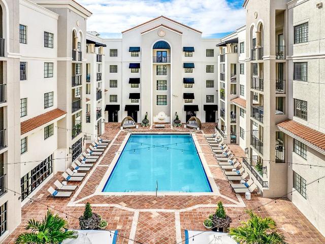 Apartment for rent in Coral Gables, Florida