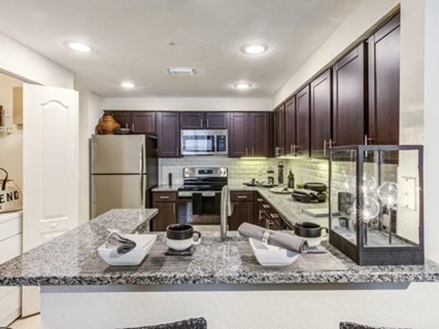 Apartment for rent in Palm Beach