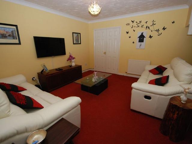 House for rent in New Bilton, Warwickshire