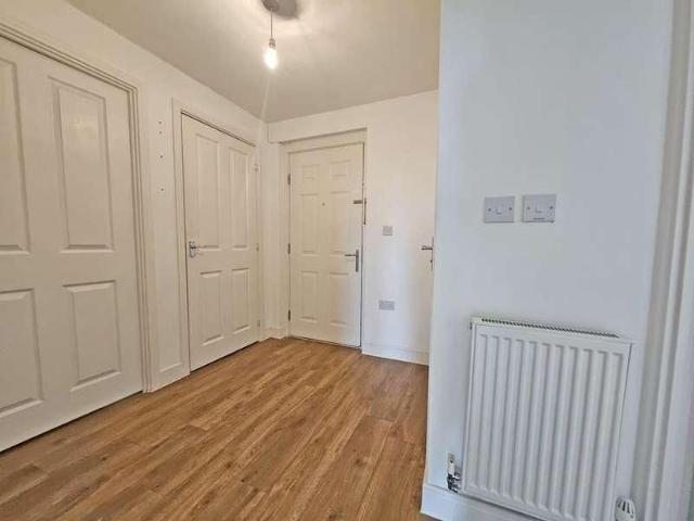 Apartment for rent in Ilford, Gants Hill