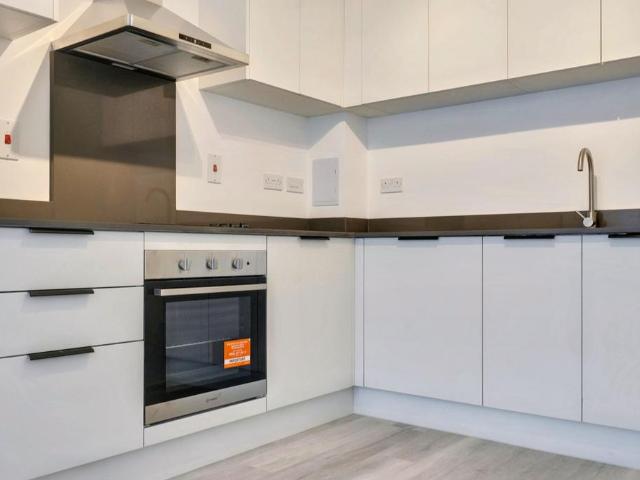 Apartment for rent in Midway, Kent
