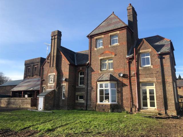 House for rent in Briden's Camp, Dacorum