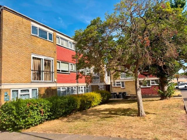 House for rent in Pouchen End, Hertfordshire