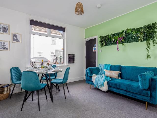 Room for rent in Camp Hill, Warwickshire