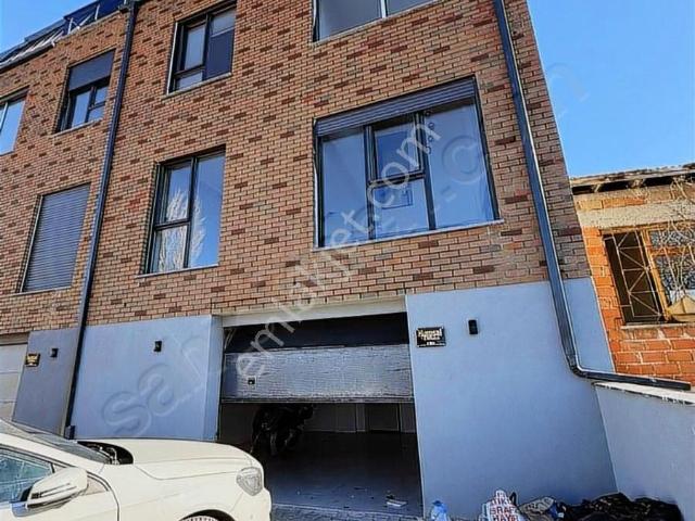 Odunpazari, Eskişehir içerisinde satılık Villa