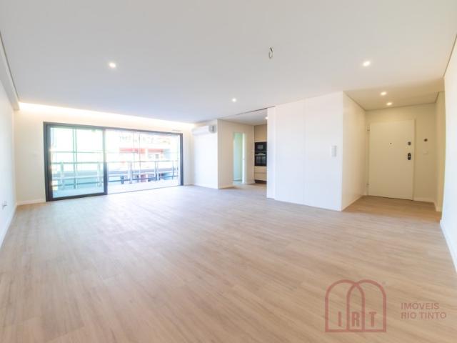 Apartamento venda em Devesas, Vila Nova De Gaia