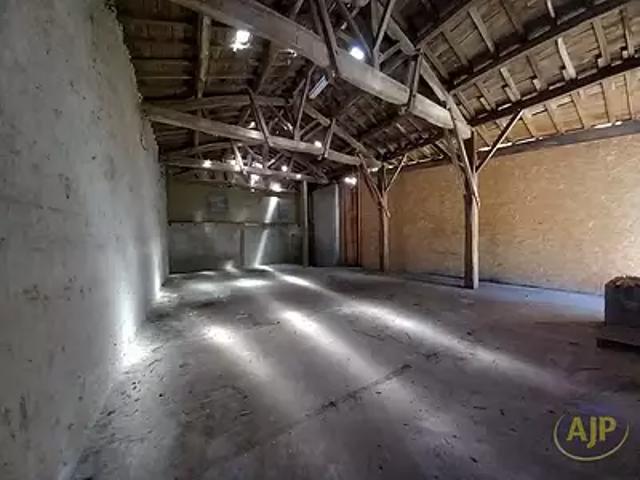 Garage location à Lesparre-Médoc, Gaillan-en-médoc