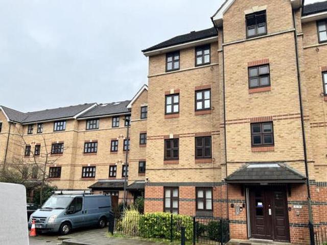 House for sale in Lyons, Greater London