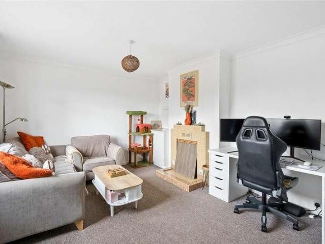 Apartment for rent in Henley-on-Thames, Berrick Salome