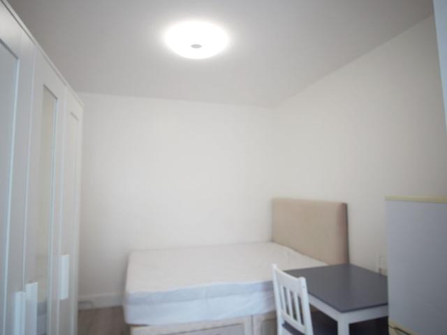 Studio for rent in South Stanmore, Greater London