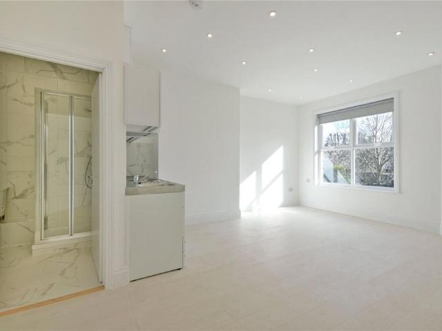 Apartment for rent in London Borough of Barnet, Greater London