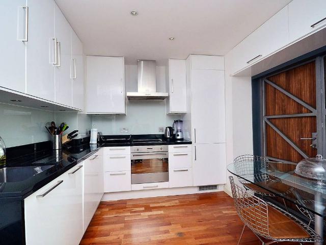 Studio for rent in Hoxton, De Beauvoir Town