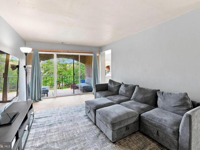 Apartment for sale in Gaithersburg, Maryland
