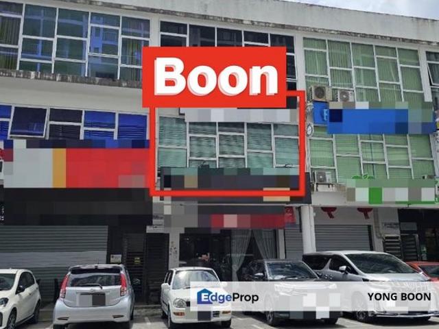 Shop for rent in Kuching