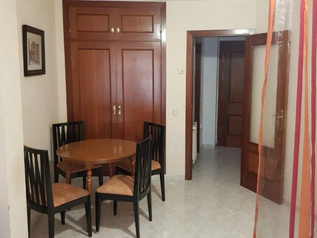 Apartamento en alquiler en Casa Amarilla, Galapagar