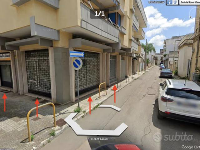 Locale Commerciale in vendita a Puglia, Lecce