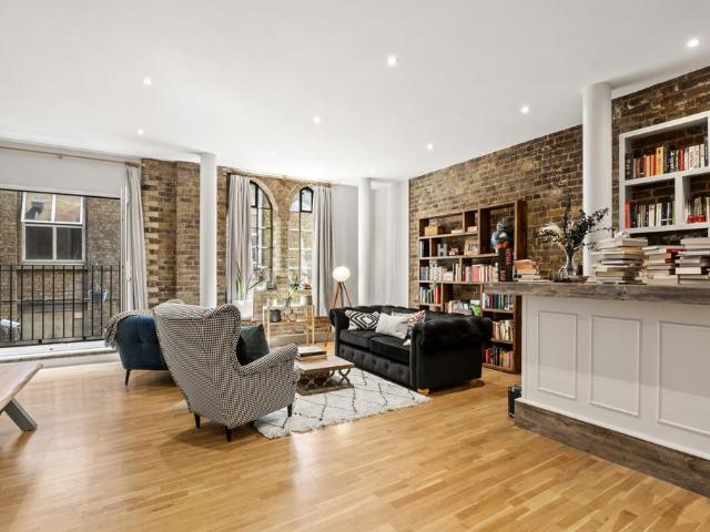 House for rent in Finsbury, Greater London