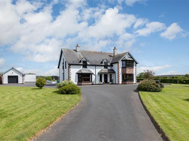 Farm for sale in Bree