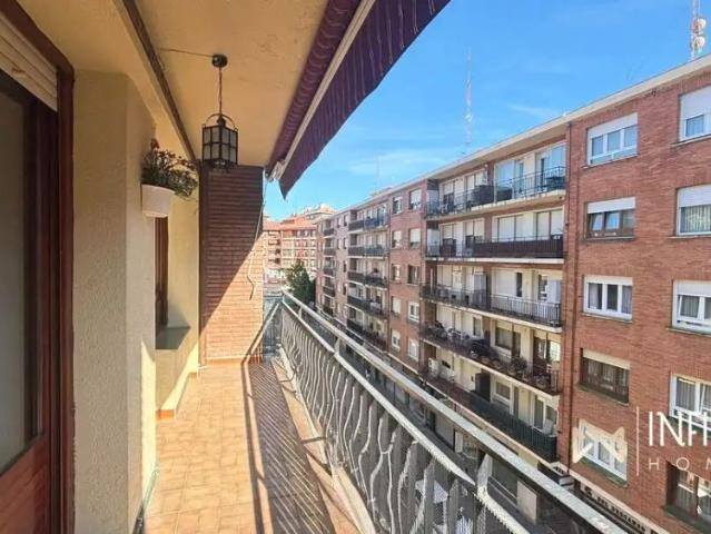 Apartamento en alquiler en Kurtzea, Galdakao