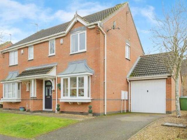 House for sale in Stanford On Avon, Leicestershire