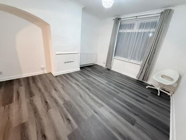 House for rent in London Borough of Barking and Dagenham, Greater London