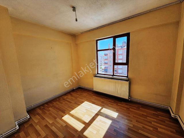Erenler Mahallesi, Karatay içerisinde kiralık mülk