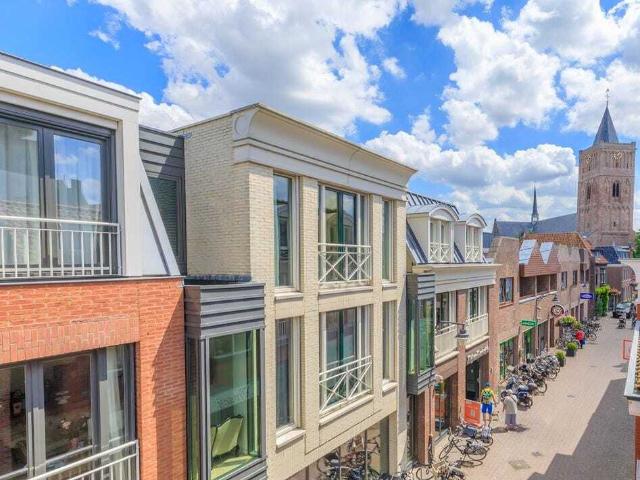 Appartement te huur in Olland, Zuid Holland