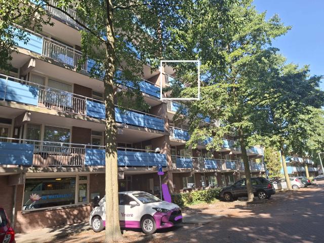 Appartement te huur in Sloten, Amsterdam